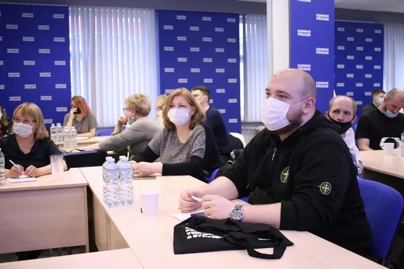 Московская «Единая Россия» проводит масштабное обучение для 11 тысяч наблюдателей