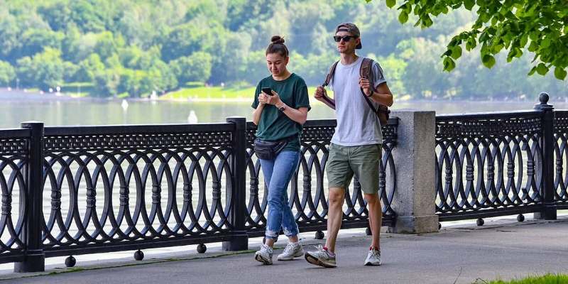 Почти 2,5 миллиона горожан уже получили свои QR-коды для свободного посещения общепита