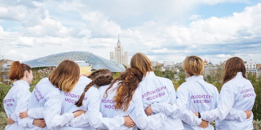 Молодежное добровольчество активно развивается в Москве — Сергунина