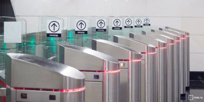 На станции метро «Сокол» началось тестирование оплаты проезда лицом