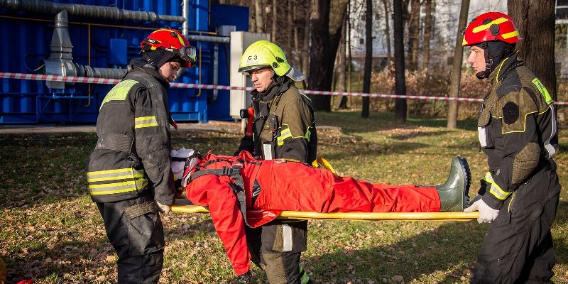 В новом формате: в столице прошла оценка навыков спасателей и пожарных