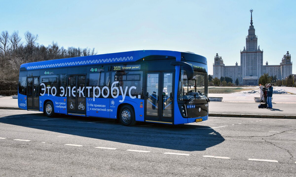 Собянин: До конца года Москва получит около 400 электробусов отечественного производства