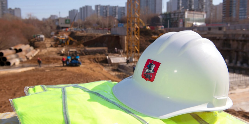 Андрей Бочкарёв: С начала года столичные инвесторы начали строительство более 50 социальных объектов